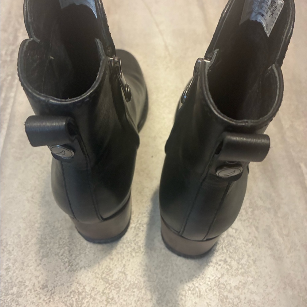 Sperry Black Side-Zip Leather-Look Ankle Booties - Picture 4 of 7